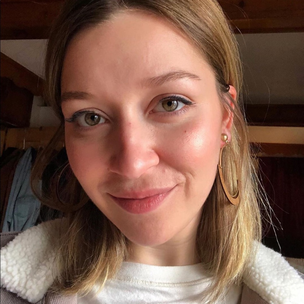 Meet your Posher, Cassie
